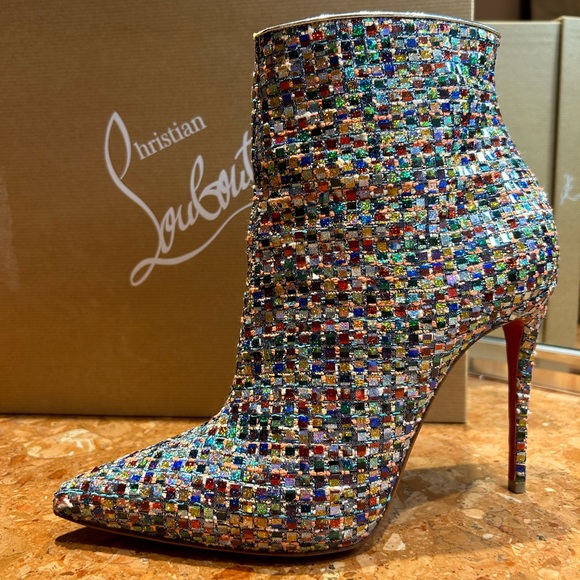 COPY - CHRISTIAN LOUBOUTIN HILLS - Picture 2 of 15